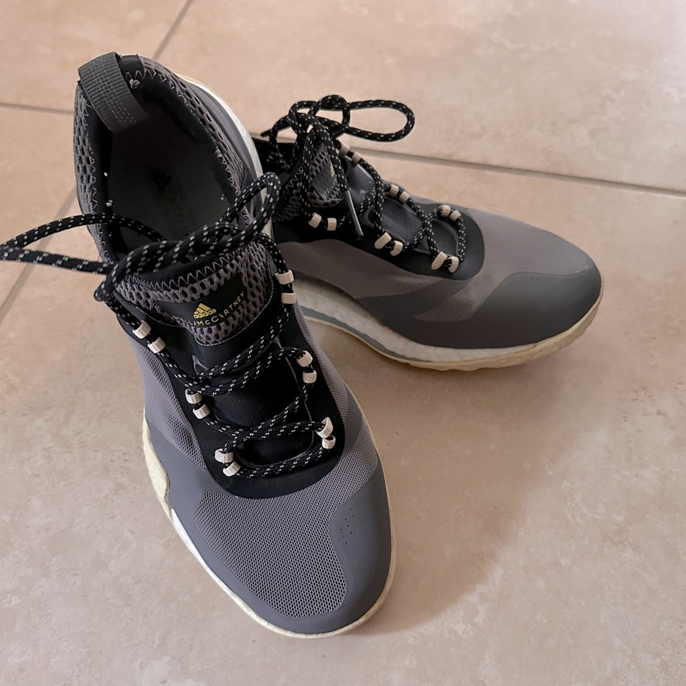 adidas Gray Stella Mccartney Pureboost X Tr
3.0 Sneakers